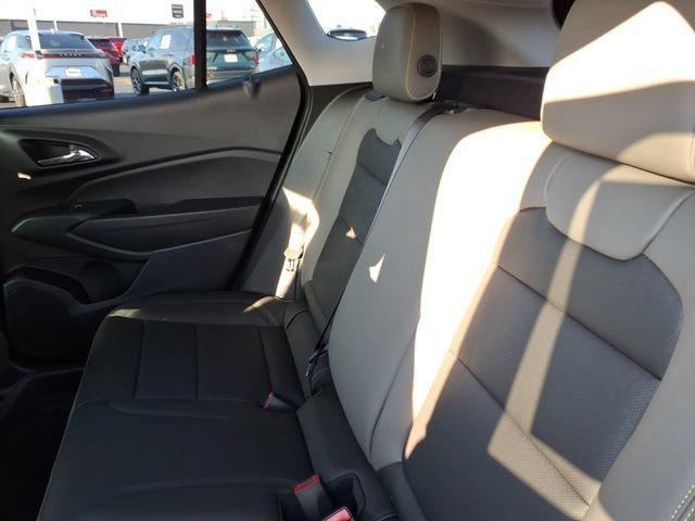 New 2026 Chevrolet Trax ACTIV w/ Driver Confidence Package FWD image 12