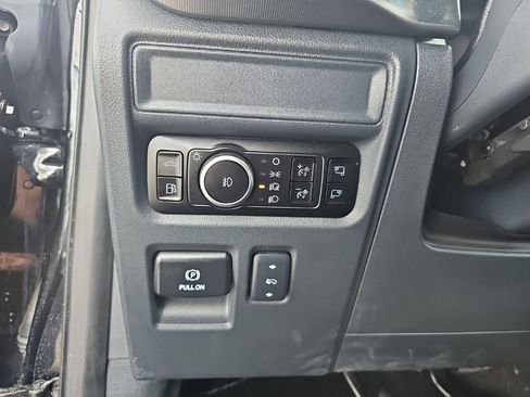 Used 2025 Ford F150 Lariat w/ Equipment Group 501A Mid AWD/4WD image 23