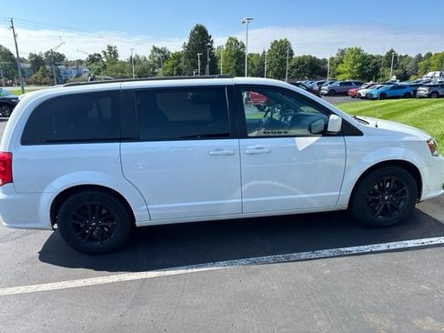 Used 2019 Dodge Grand Caravan GT FWD image 5
