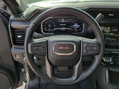 Used 2024 GMC Sierra 2500 AT4 w/ AT4 Premium Plus Package image 28