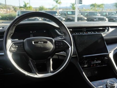 Used 2021 Jeep Grand Cherokee L Limited image 25