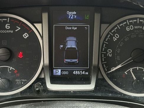 Certified 2022 Toyota Tacoma SR5 image 17