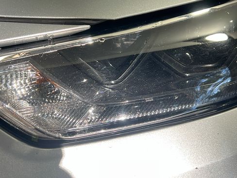 Used 2024 Toyota Highlander LE image 12