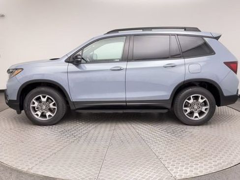Used 2022 Honda Passport TrailSport image 5