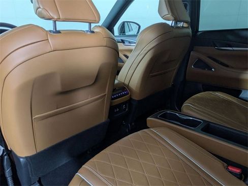 Certified 2025 INFINITI QX60 Autograph w/ Cargo Package image 28