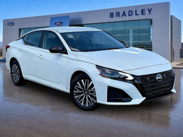Used 2026 Nissan Altima 2.5 SV AWD/4WD image 1
