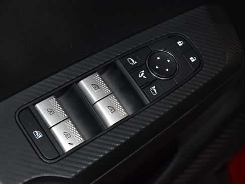 Used 2024 Mitsubishi Outlander SE image 5