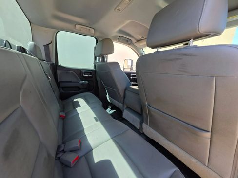 Used 2018 Chevrolet Silverado 2500 W/T AWD/4WD image 14