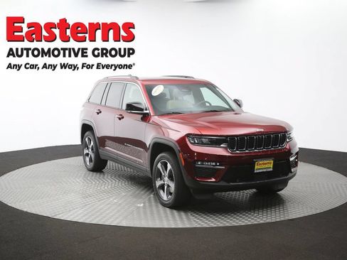 Used 2023 Jeep Grand Cherokee 4WD 4xe w/ Luxury Tech Group II image 52