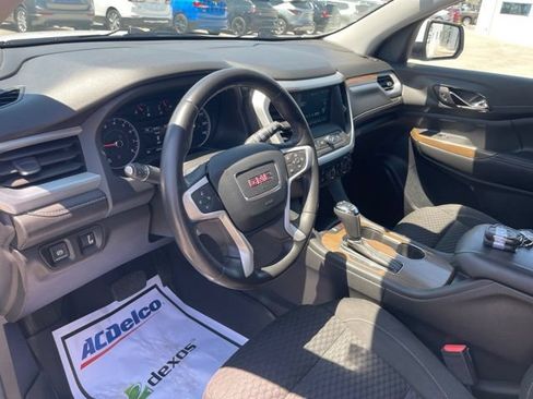 Used 2019 GMC Acadia SLE w/ LPO, Floor Liner Package FWD image 16