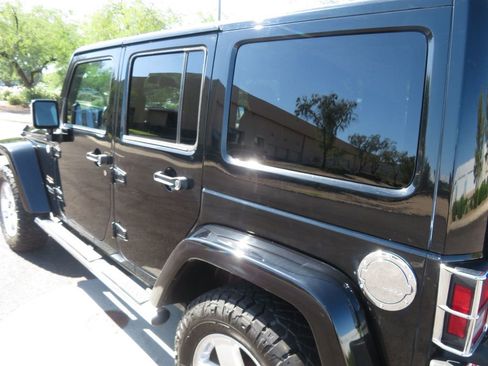 Used 2012 Jeep Wrangler Unlimited Sahara w/ Mopar Chrome Edition Group image 7