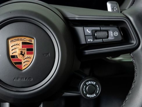 New 2026 Porsche Cayenne Coupe AWD/4WD image 11