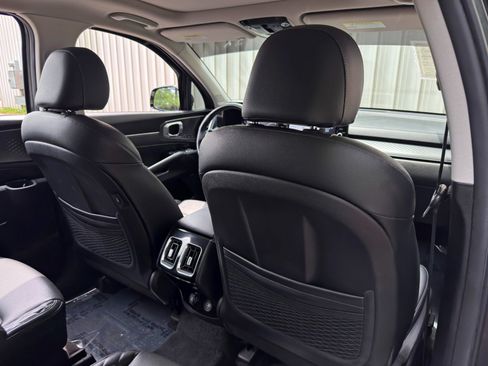 Used 2022 Kia Sorento SX FWD image 34