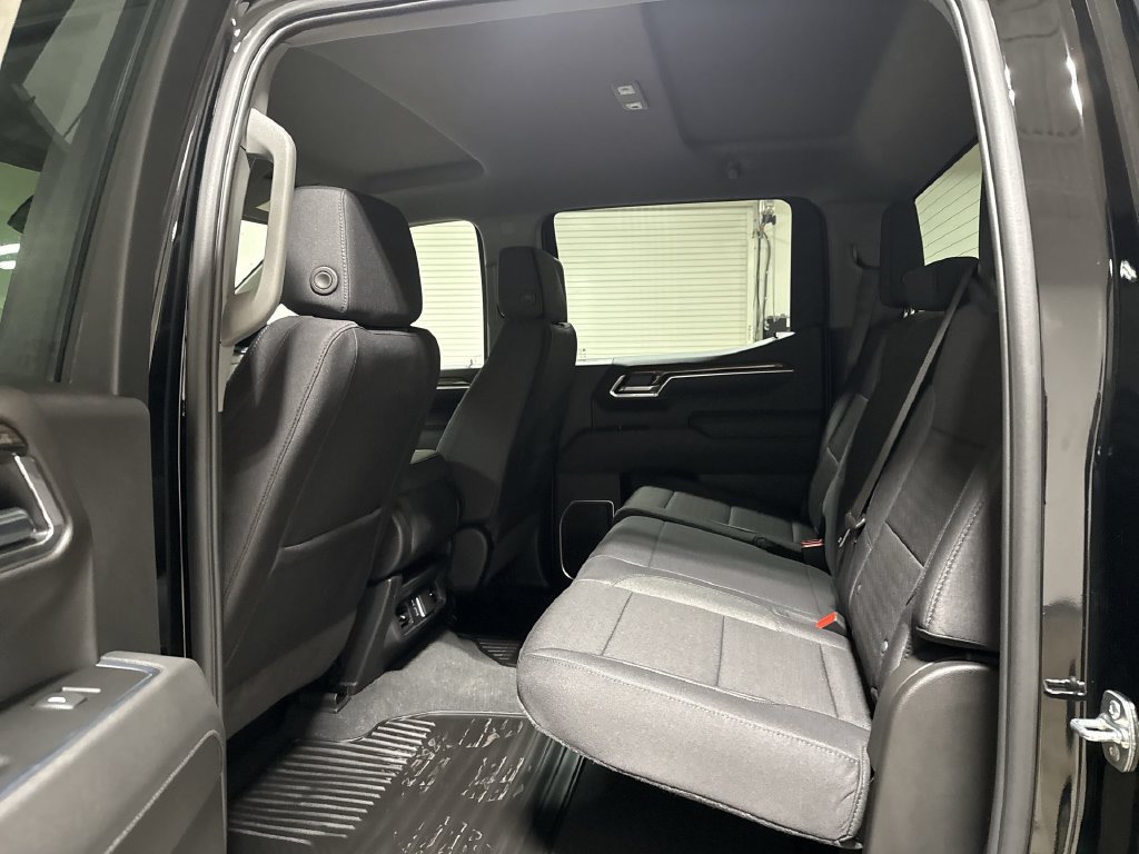New 2026 Chevrolet Silverado 1500 RST w/ Z71 Off-Road Package AWD/4WD image 23