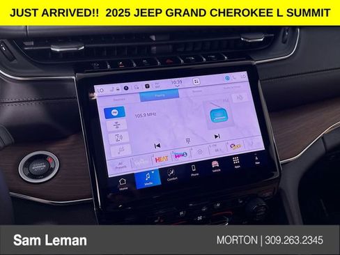 New 2025 Jeep Grand Cherokee L Summit w/ Luxury Tech Group V image 15