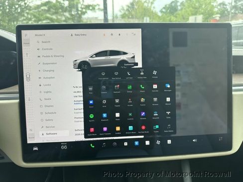 Used 2023 Tesla Model X AWD/4WD image 18