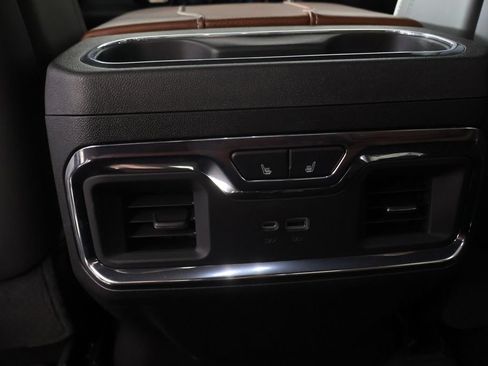 Used 2025 GMC Sierra 1500 Denali Ultimate AWD/4WD image 49
