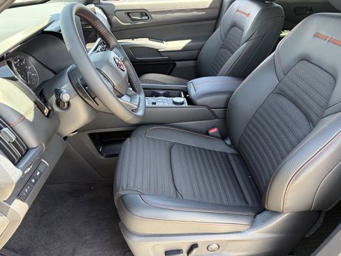 New 2026 Nissan Pathfinder Rock Creek w/ Rock Creek Premium Package AWD/4WD image 20