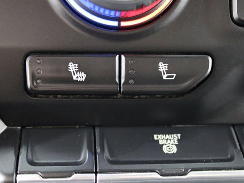 Used 2023 Chevrolet Silverado 2500 LT image 25