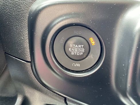 Used 2021 Jeep Wrangler Unlimited Sport image 27