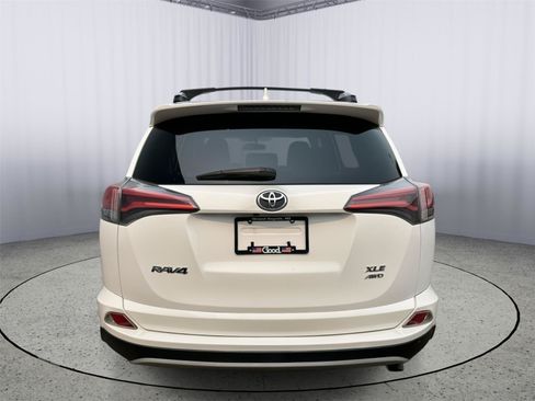 Used 2016 Toyota RAV4 XLE AWD/4WD image 29