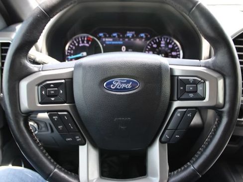 Used 2021 Ford Expedition XLT RWD image 26