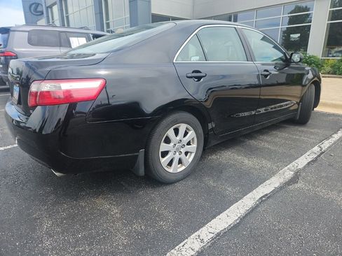 Used 2009 Toyota Camry XLE FWD image 3