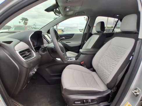 Used 2019 Chevrolet Equinox LT FWD image 12