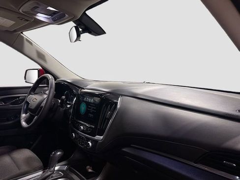 Used 2019 Chevrolet Traverse LT AWD/4WD image 31