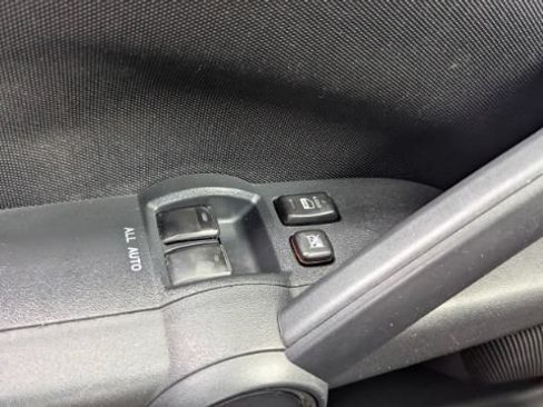 Used 2006 Scion tC FWD image 30