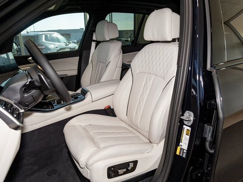 New 2026 BMW X5 xDrive50e w/ M Sport Package image 33