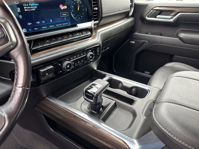 Certified 2023 Chevrolet Silverado 1500 RST w/ Redline Edition AWD/4WD image 25