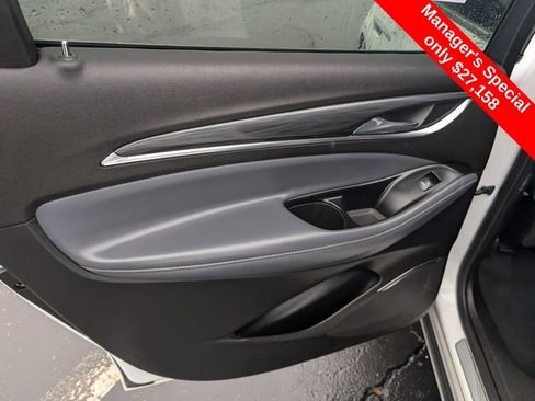 Used 2023 Buick Enclave Essence w/ Experience Buick Package image 10