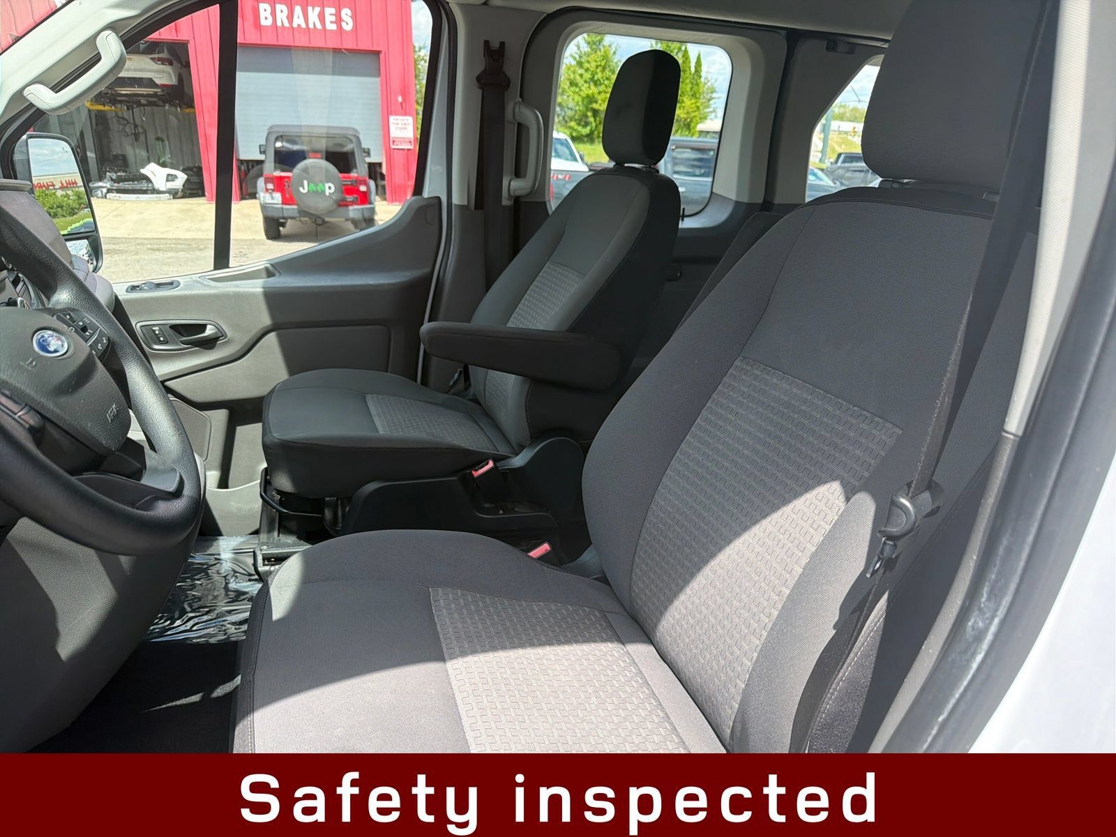 Used 2021 Ford Transit 350 XLT RWD image 11