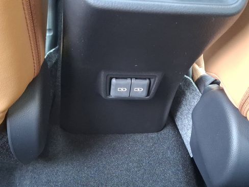 New 2026 Lexus UX 300h AWD image 7