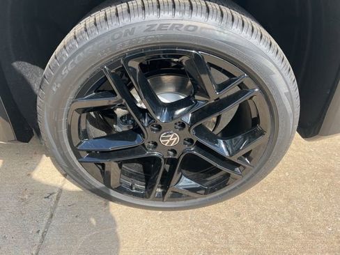New 2026 Volkswagen Tiguan SE R-Line AWD/4WD image 11