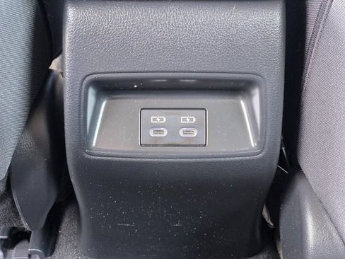 Used 2024 Toyota Corolla LE FWD image 15