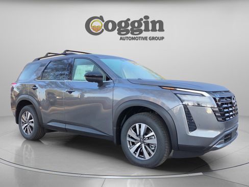New 2026 Nissan Pathfinder SL FWD image 8