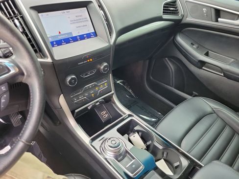 Used 2020 Ford Edge SEL w/ Convenience Package FWD image 23
