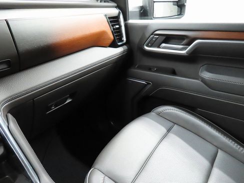 Used 2025 GMC Sierra 2500 Denali w/ Technology Package image 24