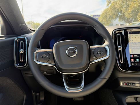 New 2026 Volvo EX40 Plus w/ Climate Package image 14