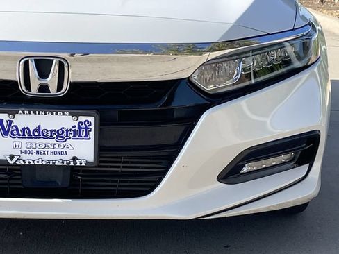 Used 2020 Honda Accord EX image 7