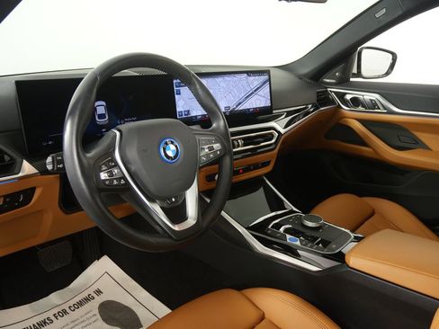Used 2023 BMW i4 eDrive35 image 9