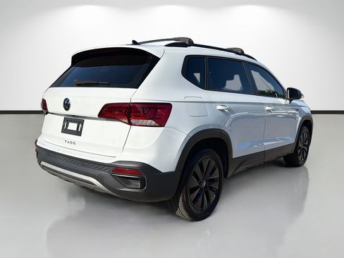 Used 2022 Volkswagen Taos S FWD image 3