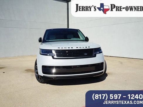 Used 2024 Land Rover Range Rover SV AWD/4WD image 7