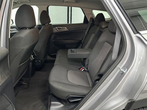 Used 2023 Kia Sportage LX image 20
