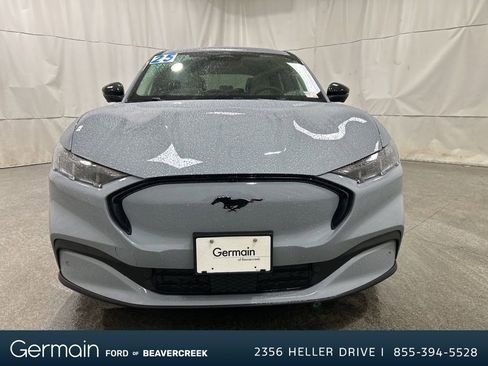 Used 2025 Ford Mustang Mach-E Premium image 8