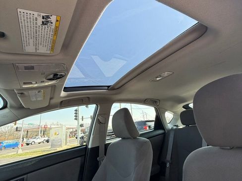 Used 2014 Toyota Prius Three w/ Solar Roof Package image 35