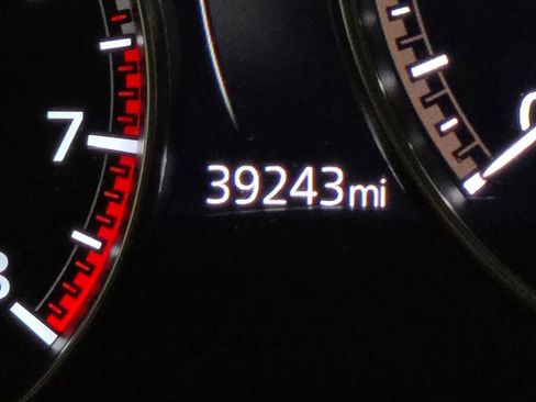 Used 2024 MAZDA CX-30 AWD 2.5 S w/ Premium Package image 39