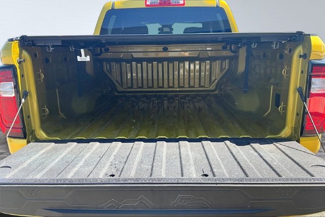 Used 2024 GMC Canyon Elevation RWD image 7
